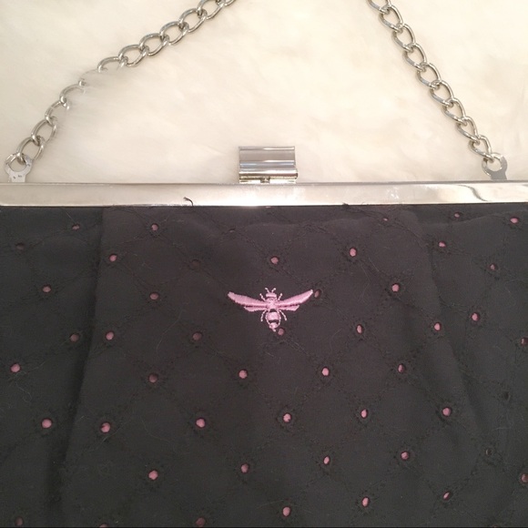 Buzz by Jane Fox Black Eyelet Frame Clutch - Picture 2 of 5